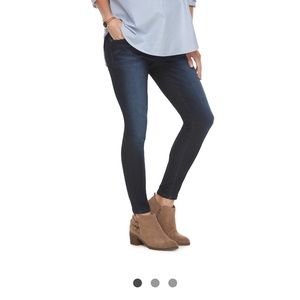 Maternity jeans, dark rinse size 2